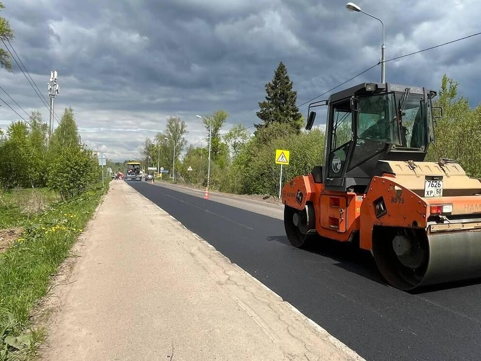В 13 округах Московской области отремонтировали дороги к медицинским учреждениям