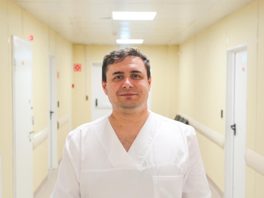 Новый врач-хирург начал прием пациентов в Дубненской больнице