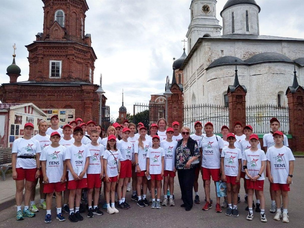 Легкоатлетический сверхмарафон стартовал в Волоколамске