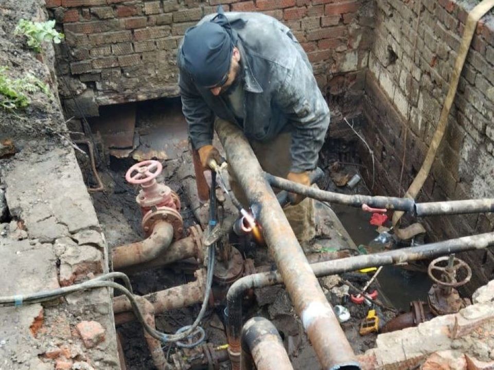 В ближайшее время горячая вода поступит в дома сельчан Нового Быта