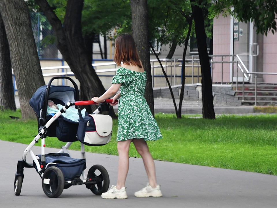 Студенты с детьми могут начать получать стипендию размером с МРОТ