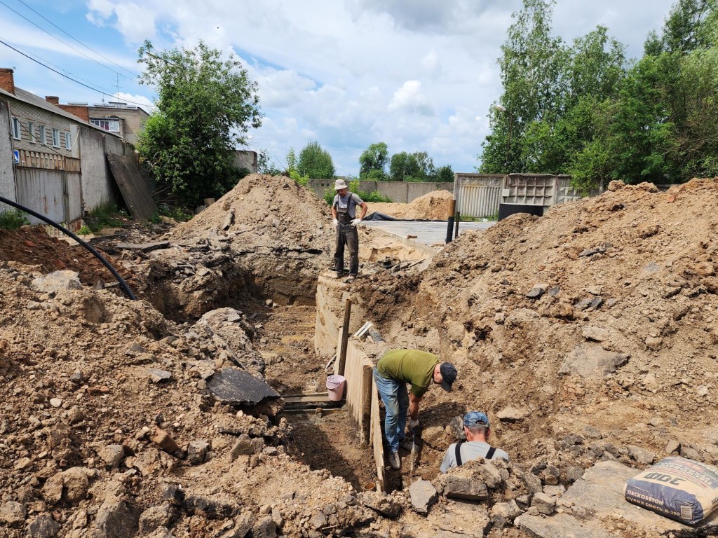 В Рузе прокладывают новую теплотрассу от строящейся котельной на  Волоколамском шоссе | REGIONS.RU / Руза