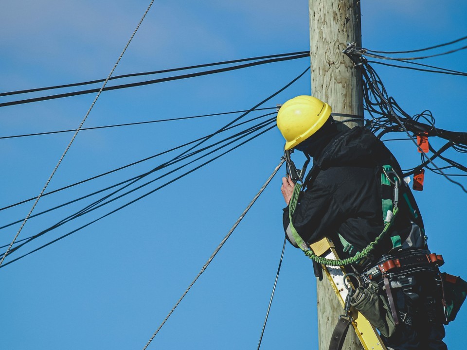 Жителей деревни Беляево предупредили об отключении света в понедельник