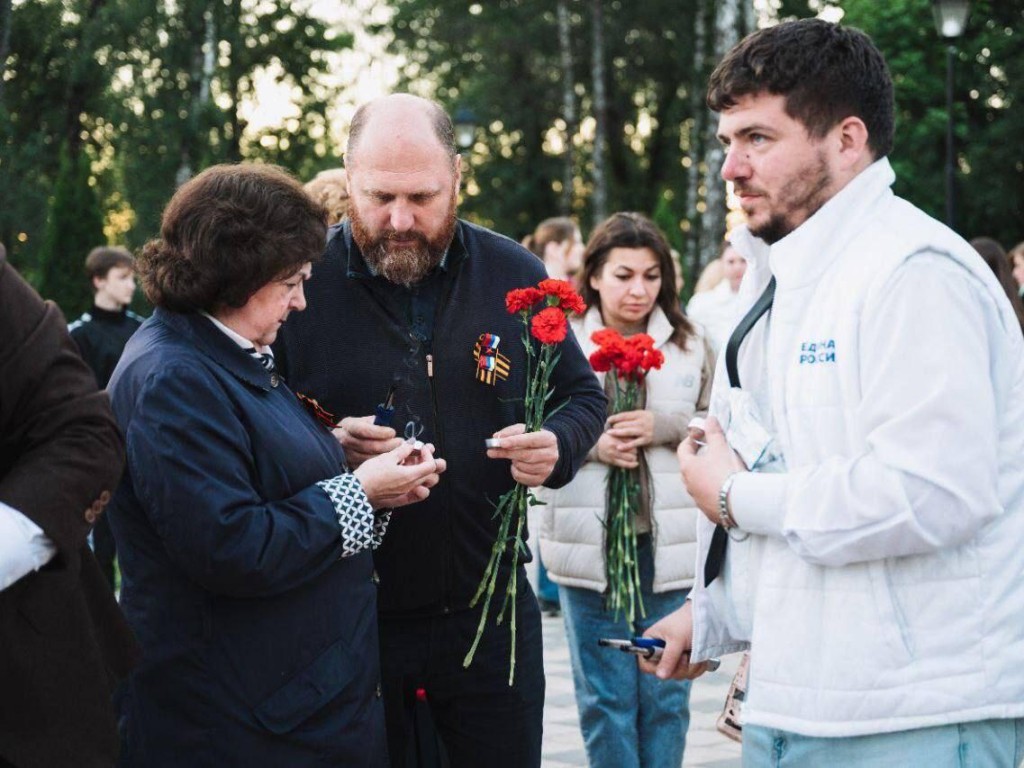 В Лосино-Петровском прошла мемориальная акция «Свеча памяти»