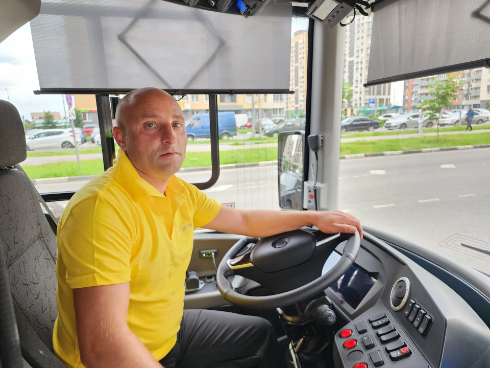 Водитель нового автобуса маршрута № 367 поделился впечатлениями от машины