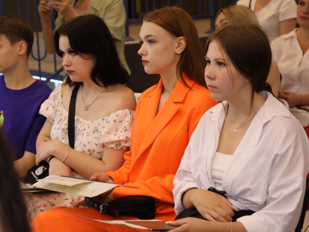 В Павловском Посаде выпустились операторы электронно-вычислительных машин и секретари суда