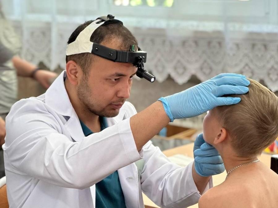 Врачи электростальской больницы провели выездной осмотр детей в сельской местности