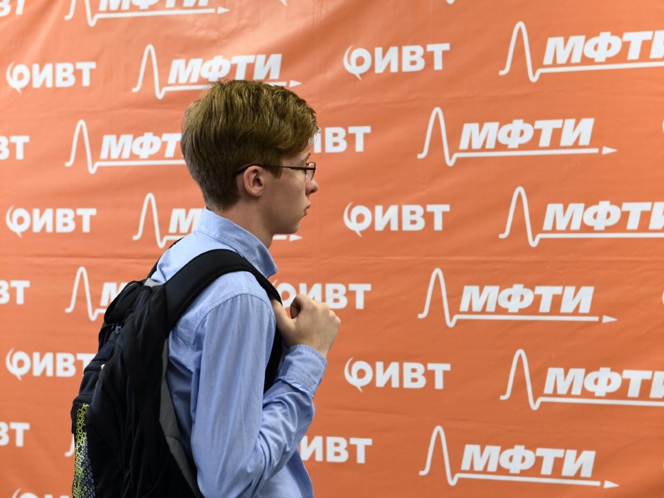 Ведущие вузы России существенно подняли цены на обучение