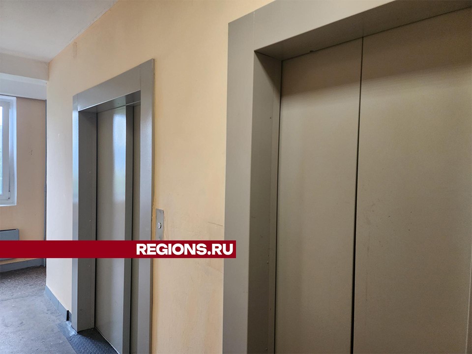 На улице Горького, 43 в Королеве заменили старые лифты