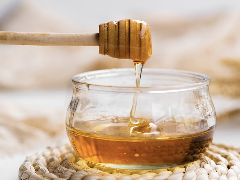 Консервы, рыба и даже мед: врач Курова назвала популярные продукты, вызывающие ботулизм