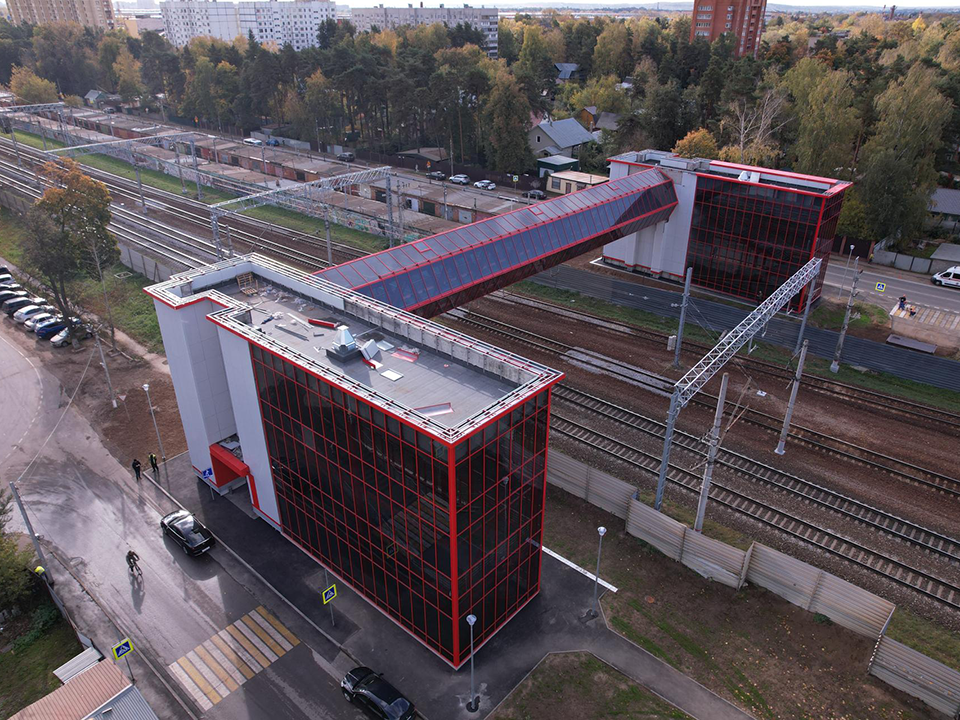 Пешеходный переход над железной дорогой построят в Одинцовском за 0,5 млрд