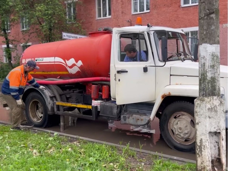Дома, дороги и объекты ЖКХ: Подольск приводят в порядок после залпового ливня
