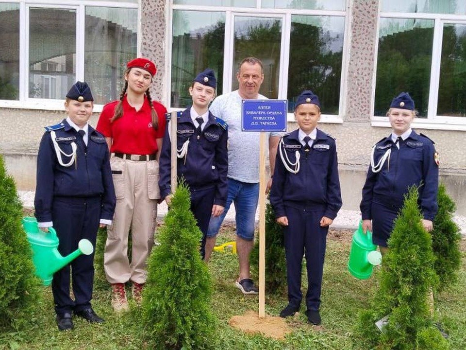 В Подольске на территории школы № 25 заложили аллею памяти героя СВО Дмитрия Тараева