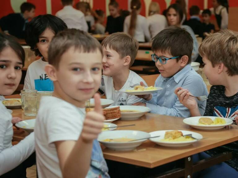 Выплаты на детей-сирот увеличат в Бронницах с 1 июля