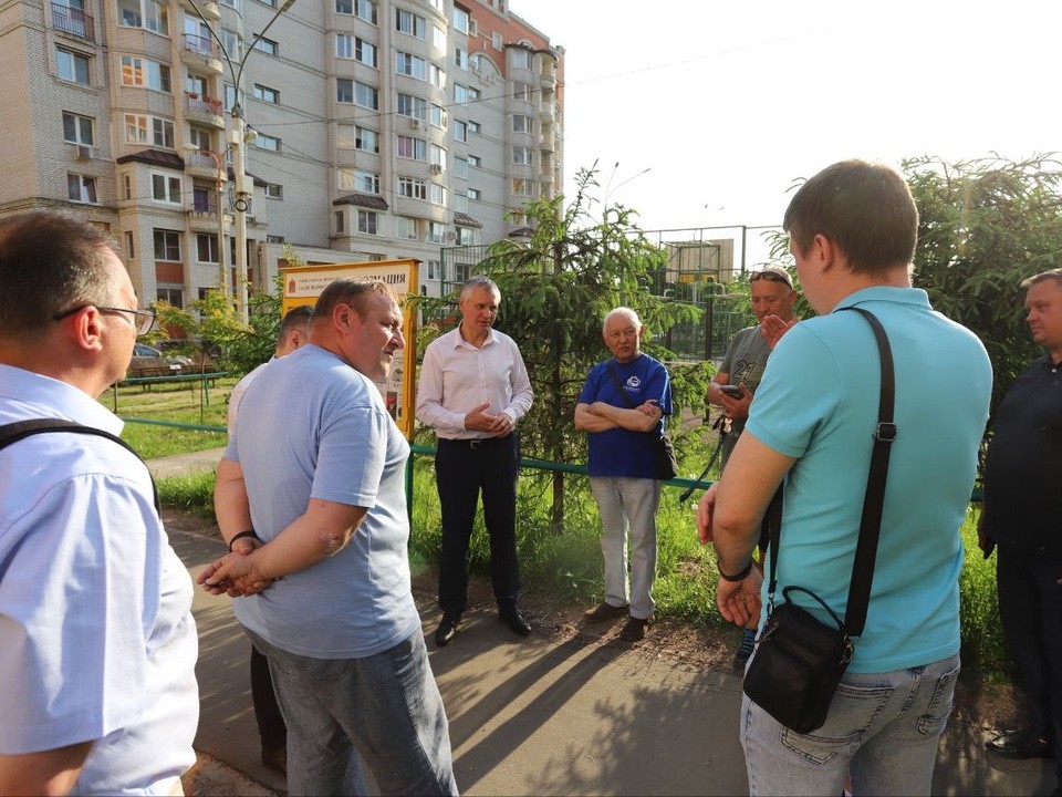 Шум по ночам на спортивной площадке на улице Дудкина больше не ...