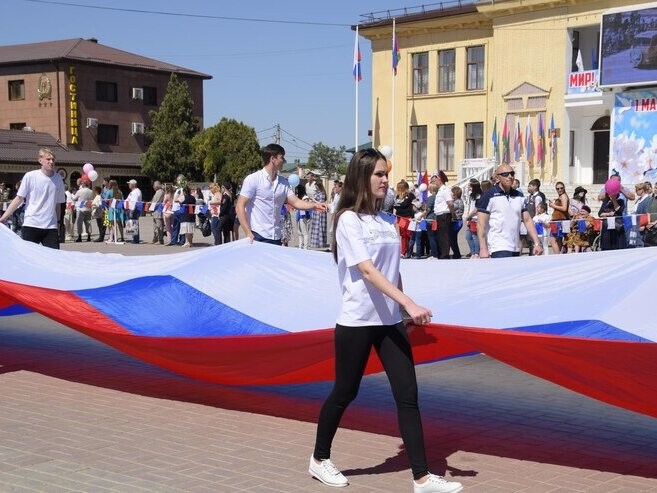 Концерты, викторины и ярмарки пройдут в Большом Серпухове в День России