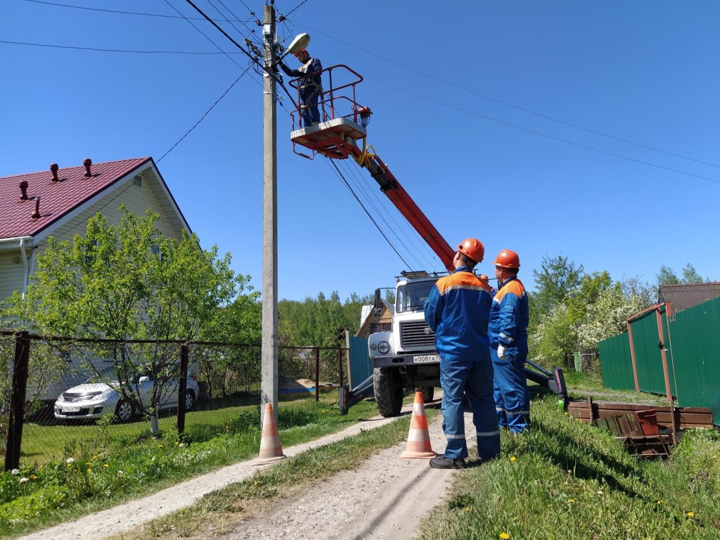 В Подмосковье проводится масштабная работа по повышению надежности  электроснабжения потребителей | Regions.ru