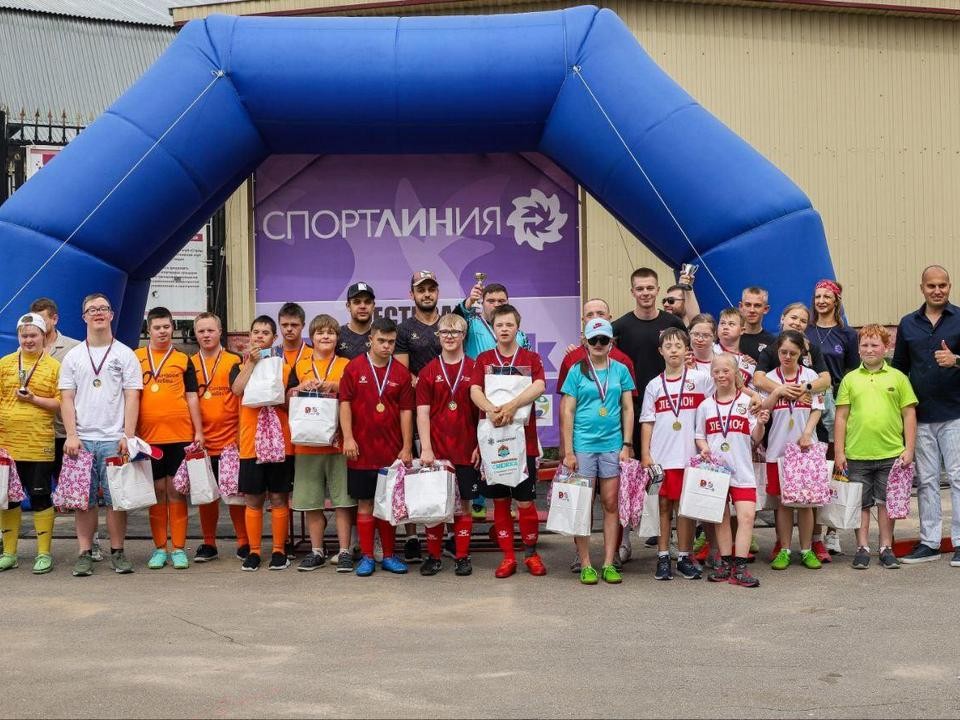 Преподаватели и студенты Мытищинского колледжа помогли участникам адаптивного фестиваля в Мытищах