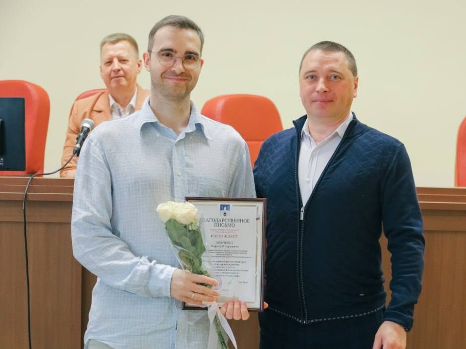 Настоящие супергерои: медиков округа поздравили в преддверии профессионального праздника