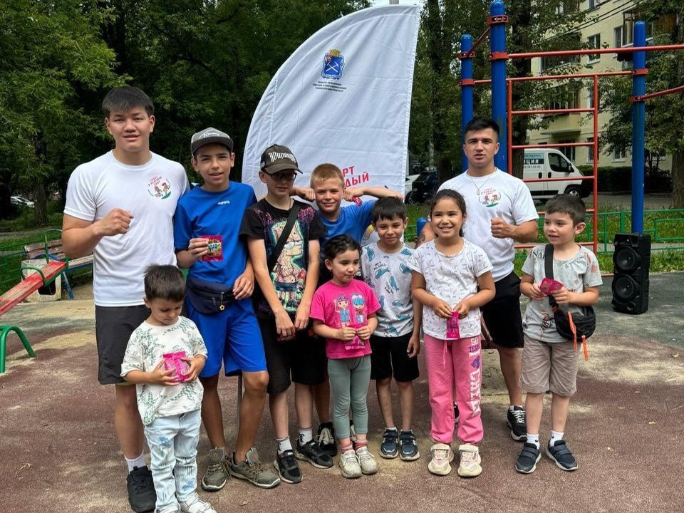 Праздники «Спорт в каждый двор» прошли еще на восьми площадках округа
