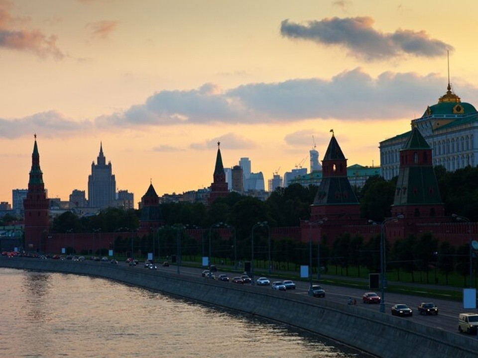 Лыткаринцы смогут бесплатно припарковать машину в Москве в День России