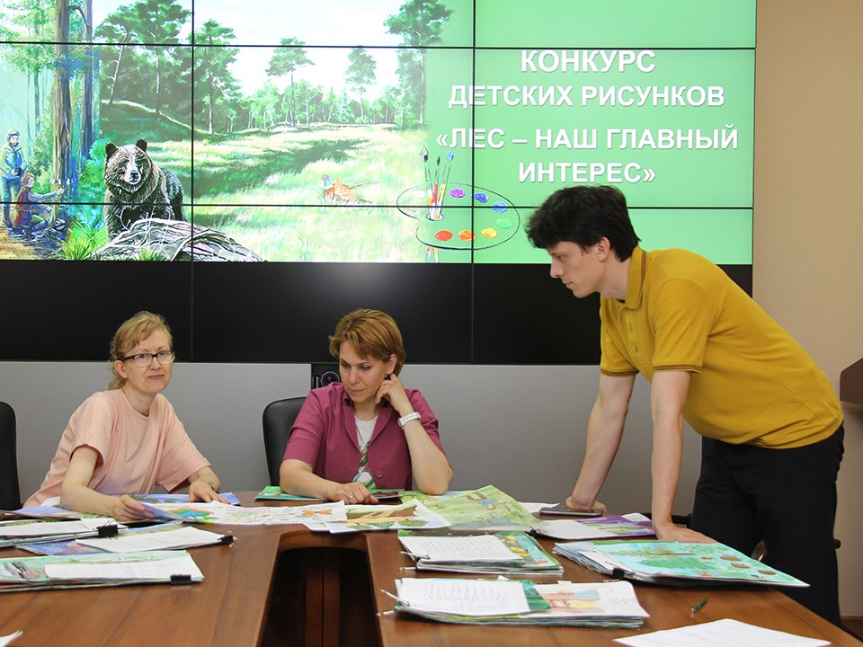 Рисунки детей из Пушкинского округа представят Подмосковье на конкурсе Рослесозащиты