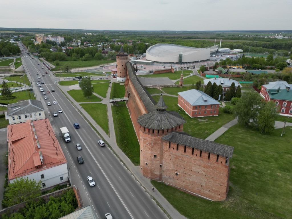 Сезон русских традиционных игр стартовал в коломенском кремле | REGIONS.RU  / Коломна