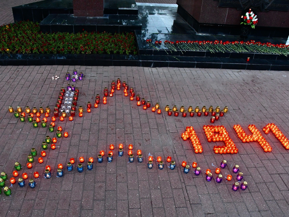 Жители Жуковского в четыре часа утра зажгли «Свечи памяти» о погибших земляках