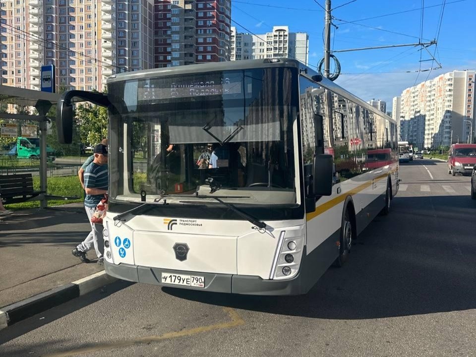 В Подольске вышли на маршруты новые автобусы, адаптированные для маломобильных пассажиров