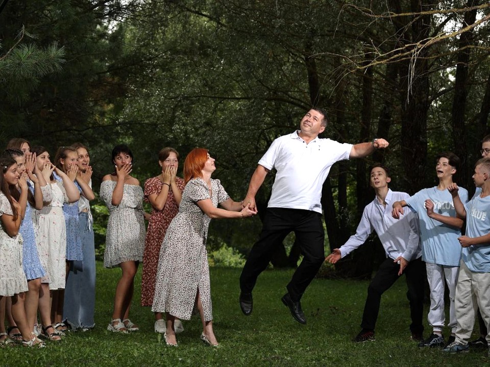 В многодетной семье из Дмитрова наступило лето добрых и приятных забот