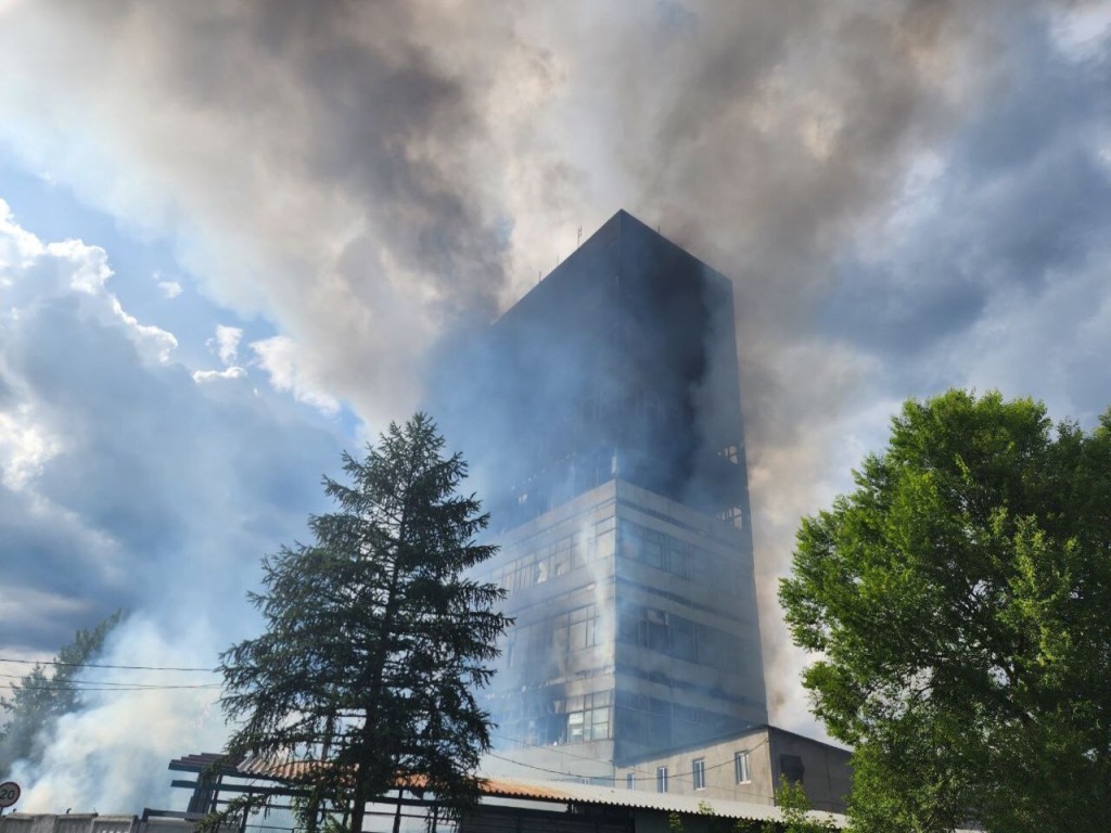 Восемь человек погибли во время страшного пожара в Подмосковном НИИ «Платан»