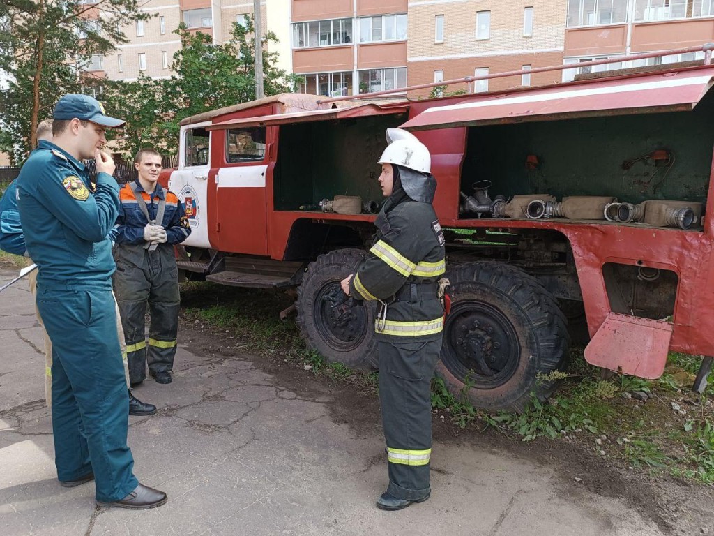 Студенты Раменского научились предотвращать пожары и помогать пострадавшим  | Раменское