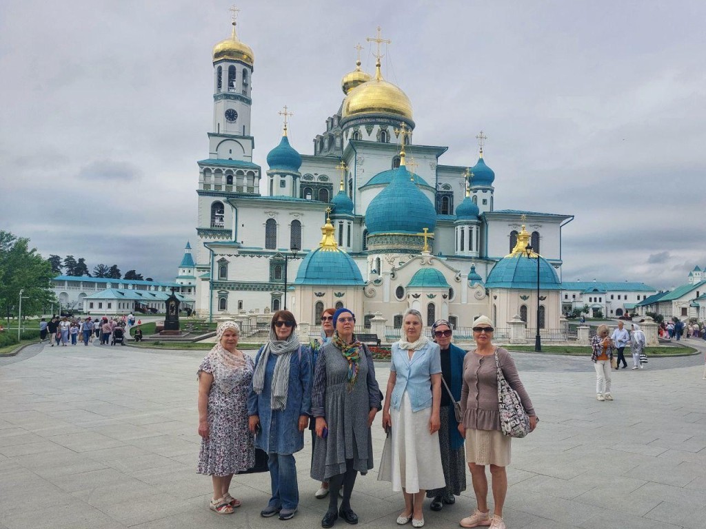 Клинские долголеты за неделю посетили достопримечательности Истры, Талдома и Одинцова
