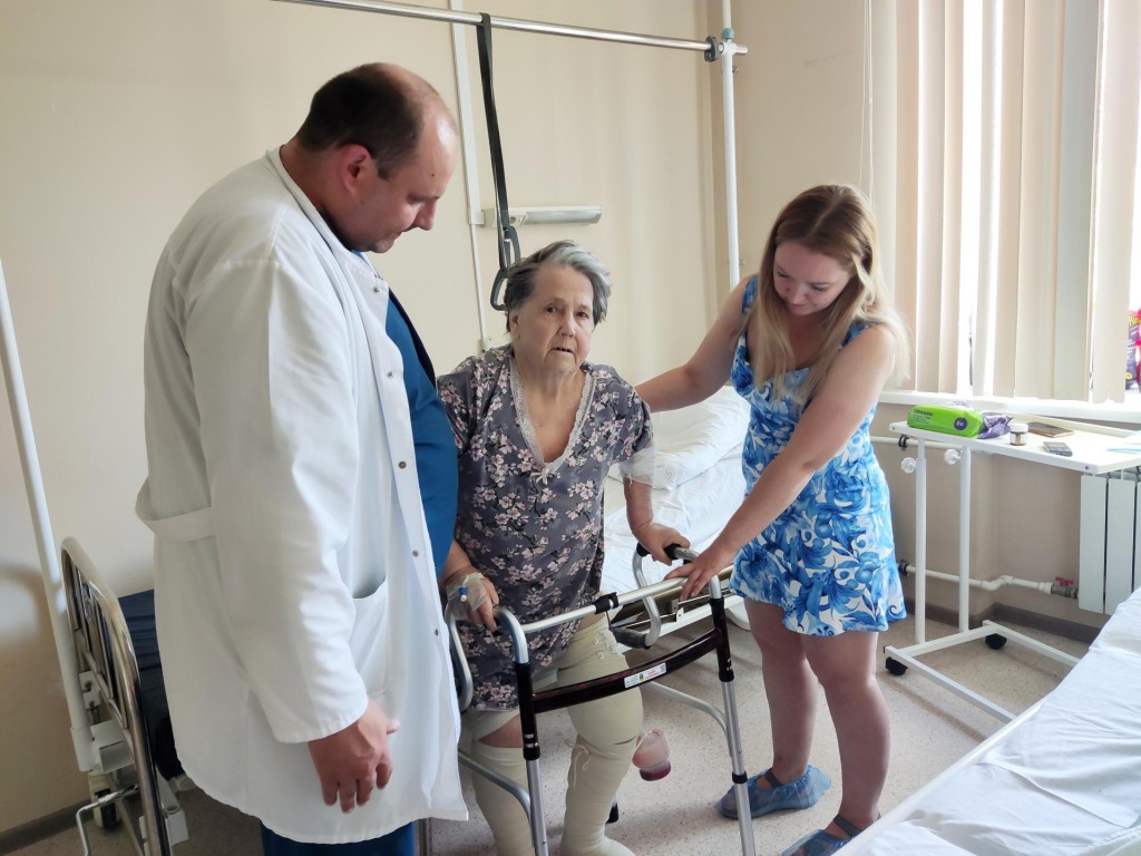 Каширские врачи вернули подвижность пожилой женщине после серьезного перелома бедра