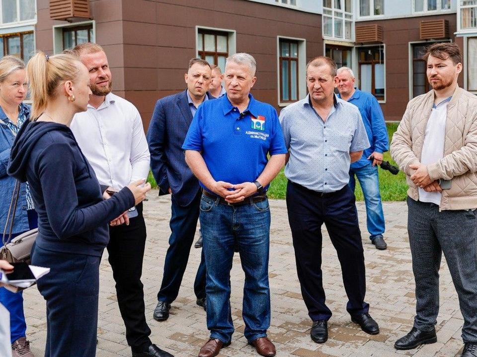 Вопрос работы шумного бара на проспекте Астрахова решат по просьбе жителей