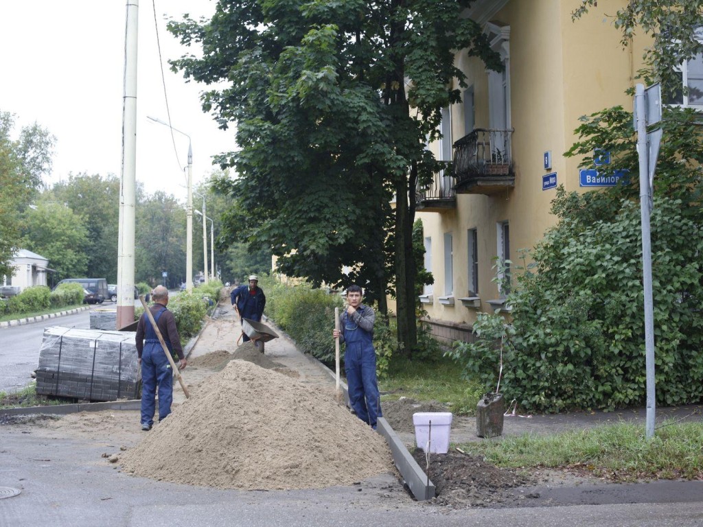 В Большом Серпухове благоустроят десять дворовых территорий