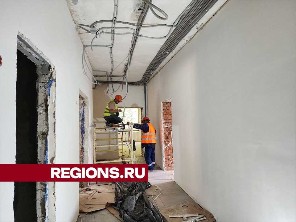 В лицее им. Блока в рамках капремонта проводят чистовую отделку