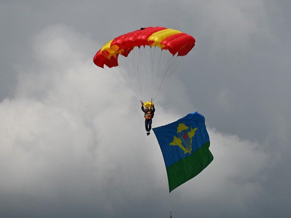 День России в Чехове отметят концертом в парке и парашютными прыжками