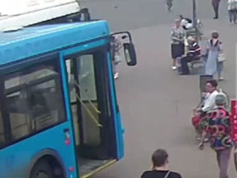 Ошибки двигателя и постоянные проблемы с электроникой: что могло стать причиной смертельной аварии в Домодедове