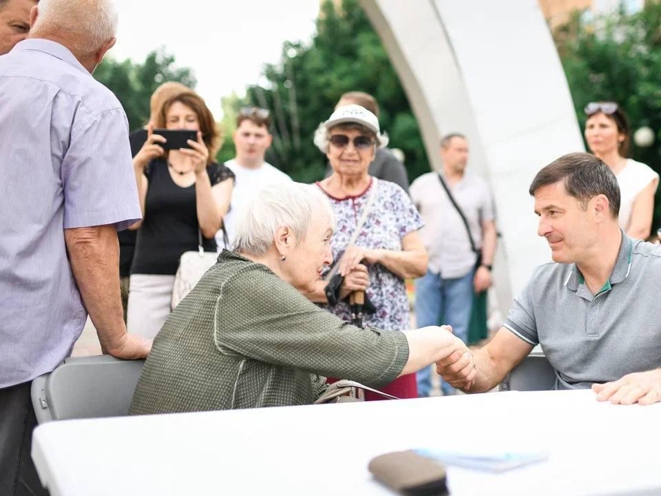 Жители поселка Люберец смогут задать вопросы главе округа и его заместителям