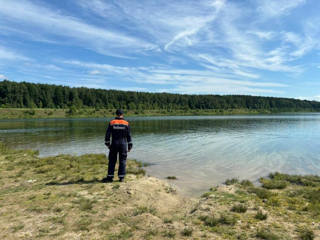 Спасатели провели мониторинг несанкционированных мест купания на водоемах Домодедова