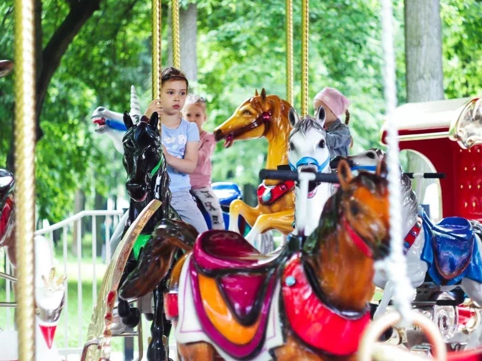 Лидером по посещаемости вновь стала карусель из Ногинска