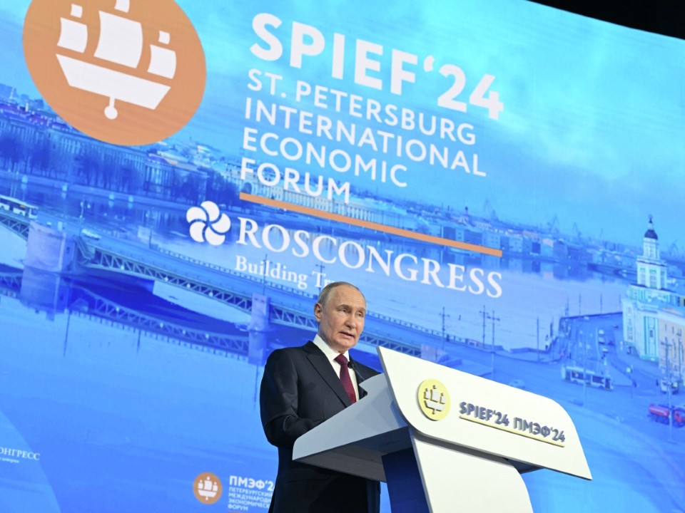 Путин заявил о необходимости создания инвестиционной системы в каждом регионе страны