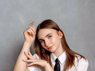 Каширские выпускницы стали стобалльницами на ЕГЭ по русскому языку