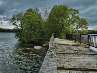 Мужчина утонул после прыжка с дамбы в Шатуре