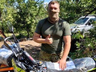 Два автомобиля УАЗ и пять мотоциклов доставили бойцам СВО из Павловского Посада