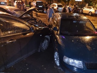 Водителя, протаранившего автомобили ночью в Королеве, лишат прав