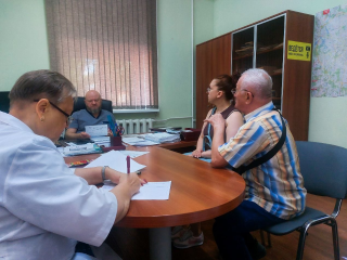 На приеме у главного врача Чехова пациенту провели развернутую консультацию с участием узких специалистов