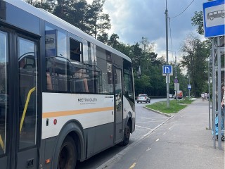 В Подольске запустили альтернативный автобусный маршрут в обход размытой дороги в Кутьине