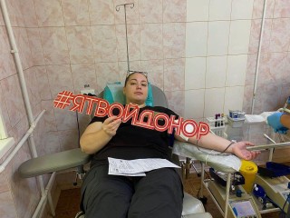 Во Всемирный день  донора активисты и волонтеры из  Лосино-Петровского сдали кровь